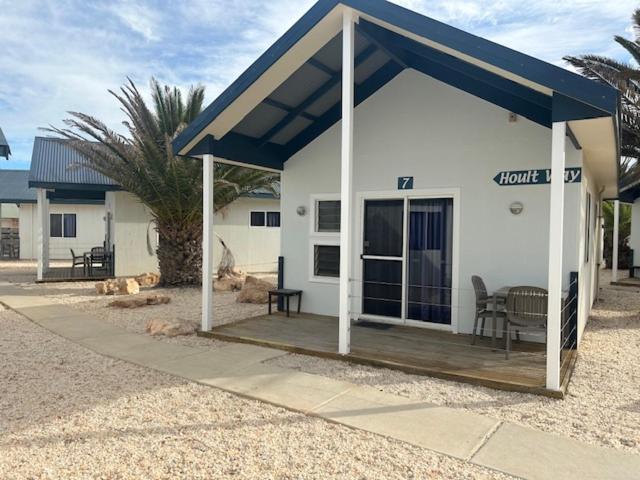 Oceanside Village Denham Exterior foto